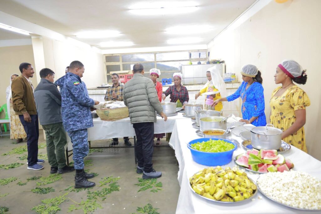 ዩኒቨርሲቲ የ12ኛ ክፍል አገር አቀፍ ፈተና መጠናቀቅን አስመልክቶ የሽኝትና የምስጋና ፕሮግራም ተካሄደ
